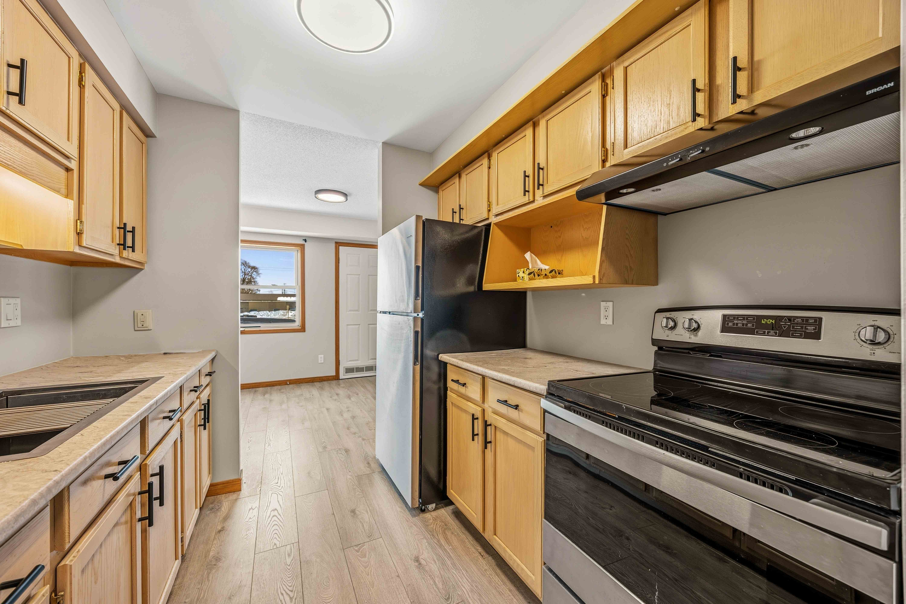 548 Front Street - 21