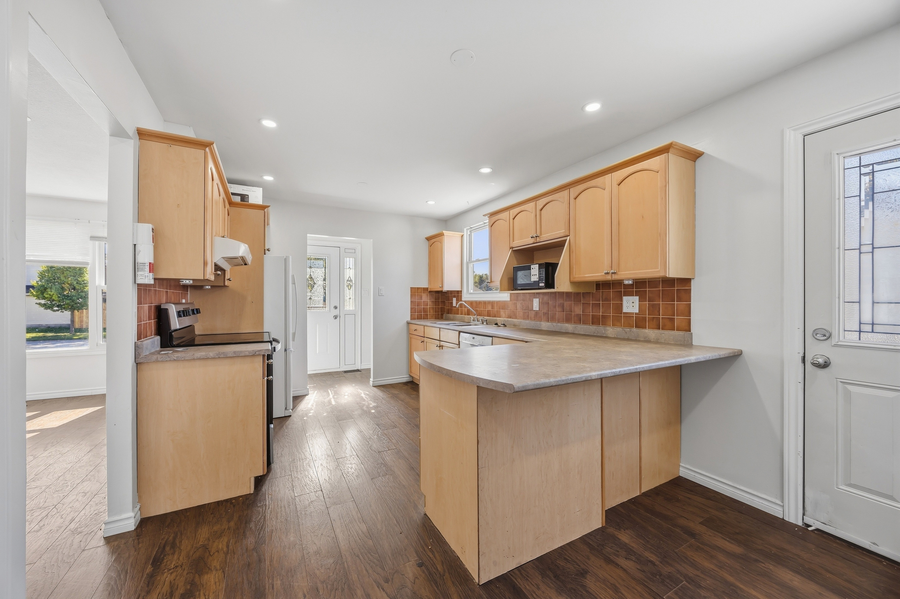 303 Somerset Crescent, Unit `1